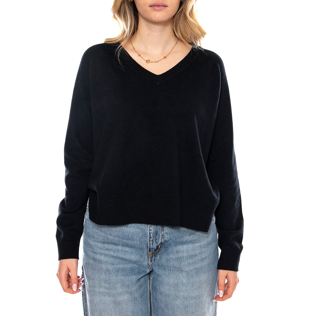 Super Soft V-Neck Pullover Anthracite Nig Black -- Maglione Donna Nero 0046F-0000 . LEVIS 