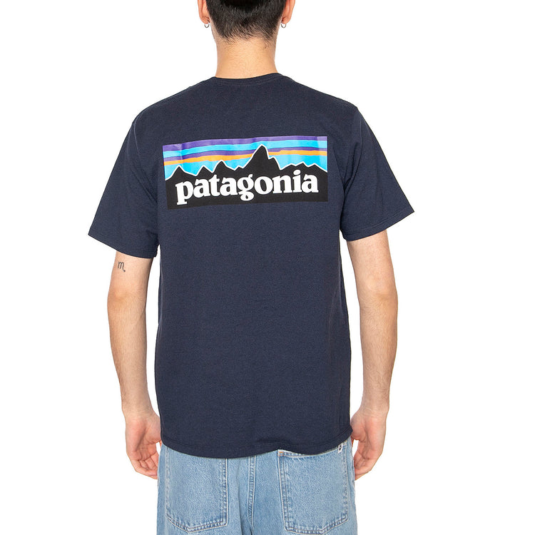 M's P-6 Logo Responsibili-Tee NENA - Maglietta Girocollo Uomo Blu 38504-NENA . PATAGONIA 