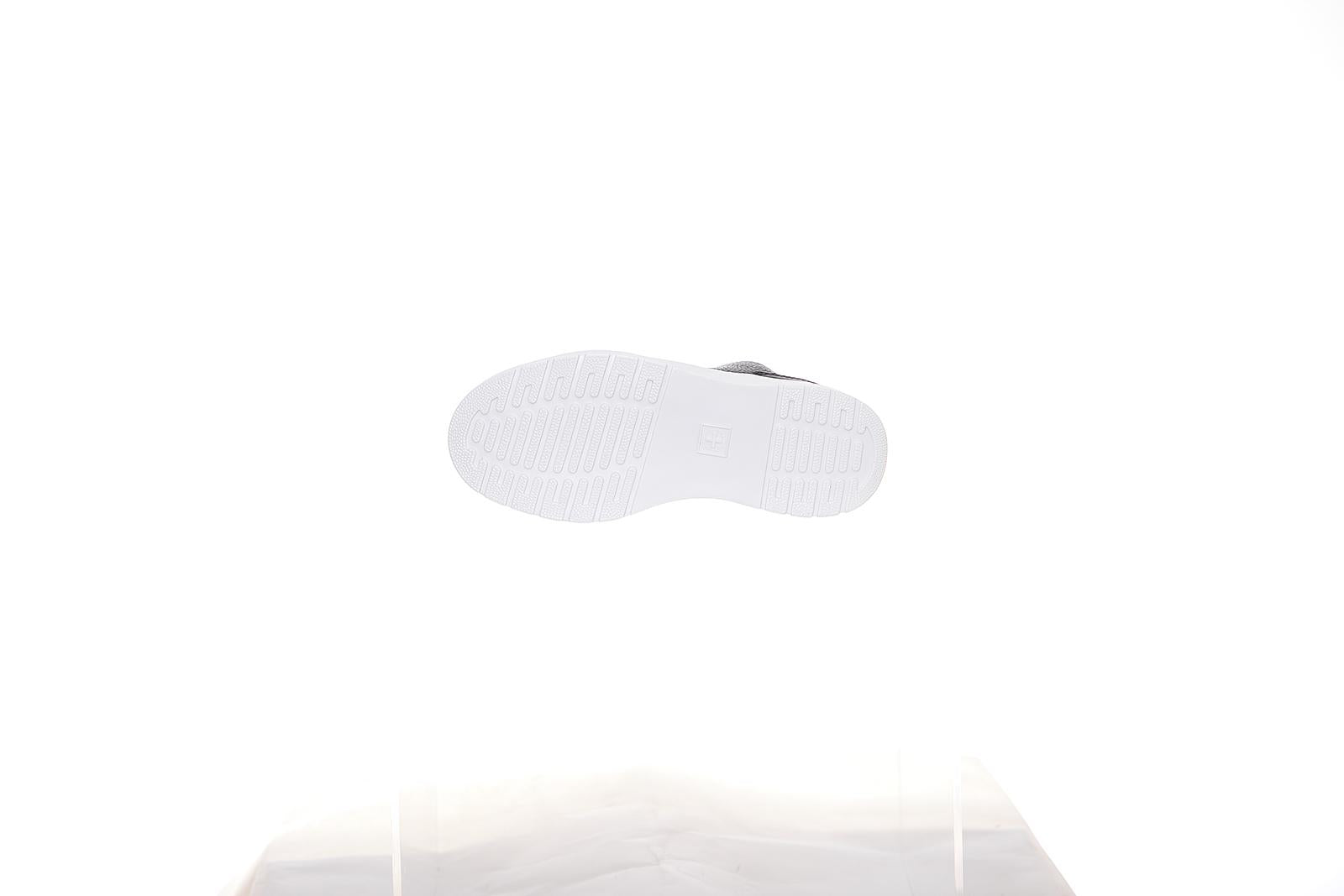 LYLAH BLACK AUNT SALLY TEMPERLEY DMSLYLBKTM22223001  DR.MARTENS 