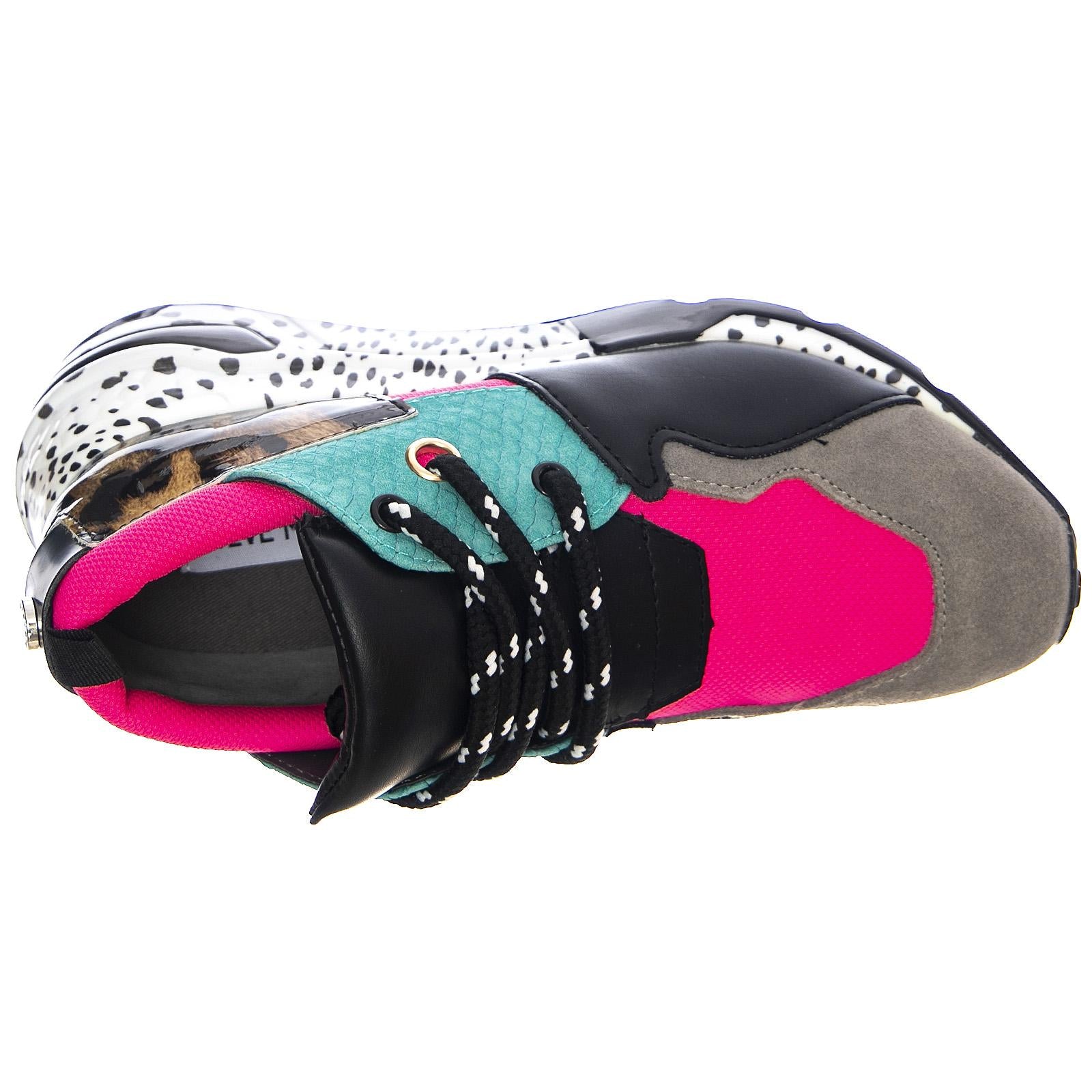  CLIF02S1  STEVE MADDEN 