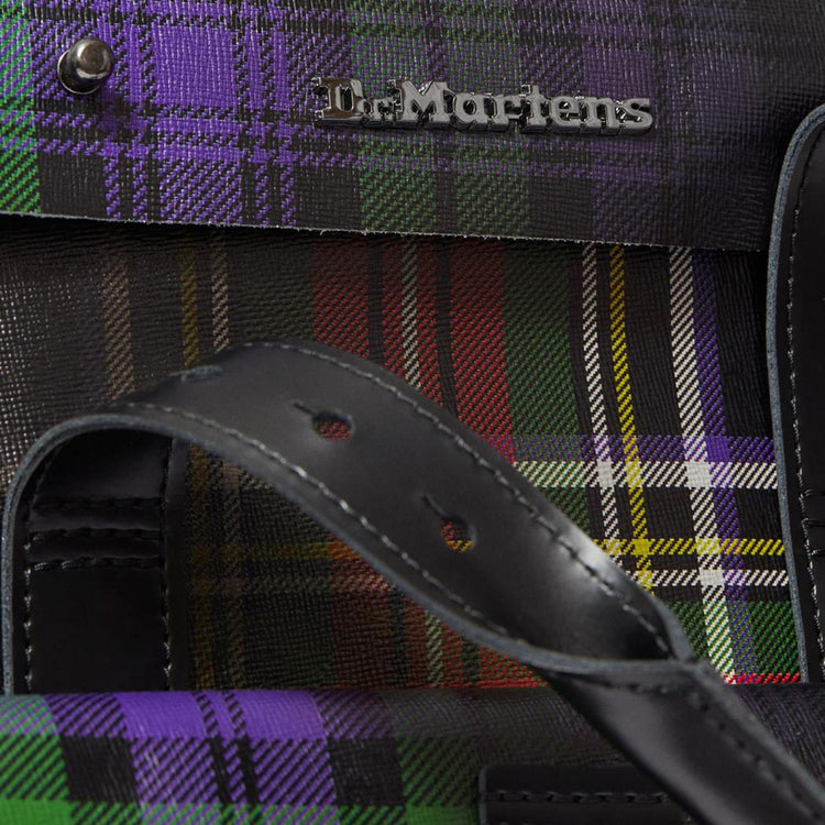  DMAAC806101  DR.MARTENS 