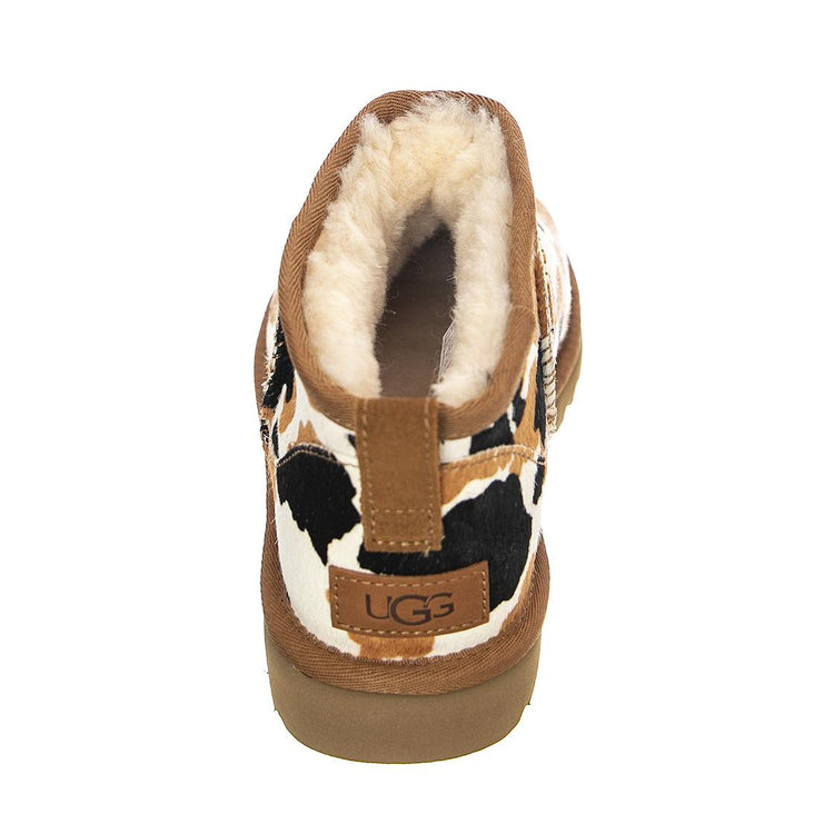  UGSCLUMCCHE1123630W  UGG 