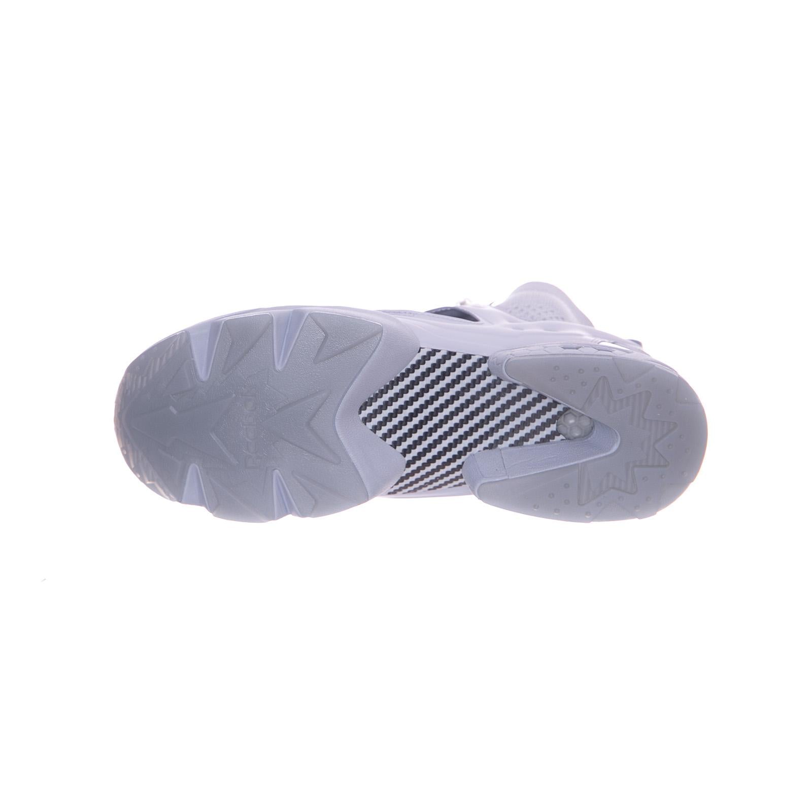  CN3799  REEBOK 