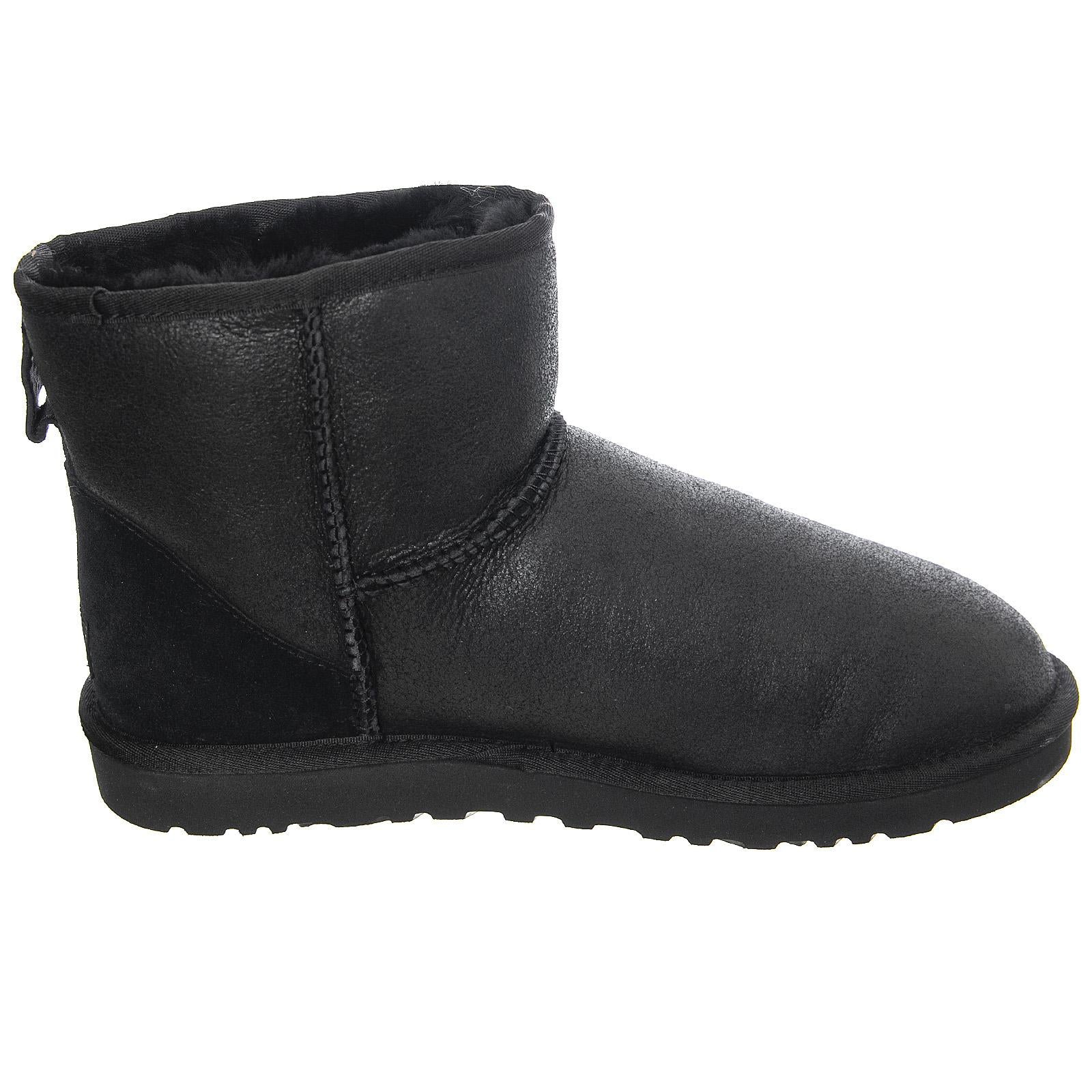  UGMCLMBJBK1007307M  UGG 