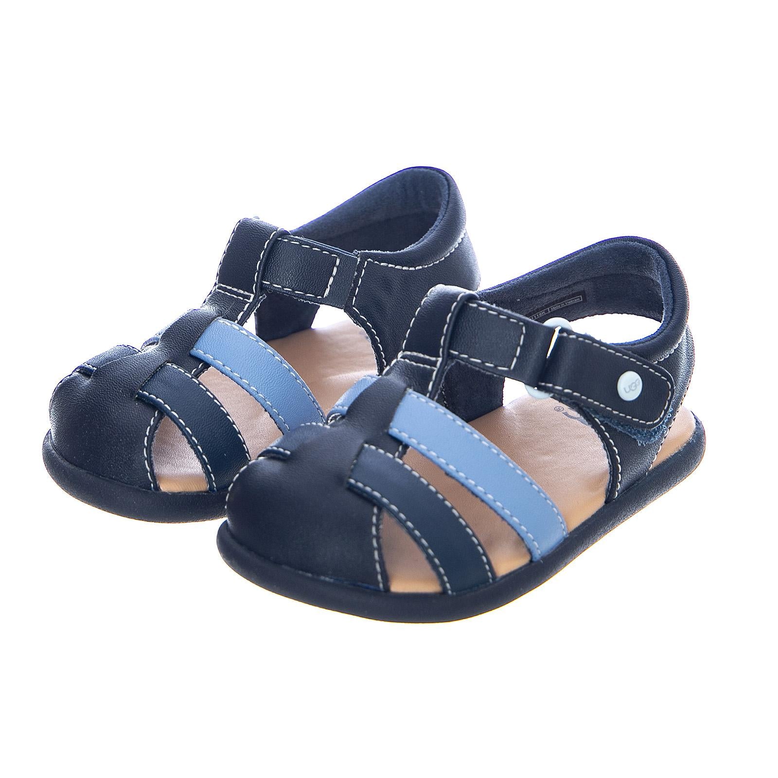  UGKKOLNAVY1090267I  UGG 