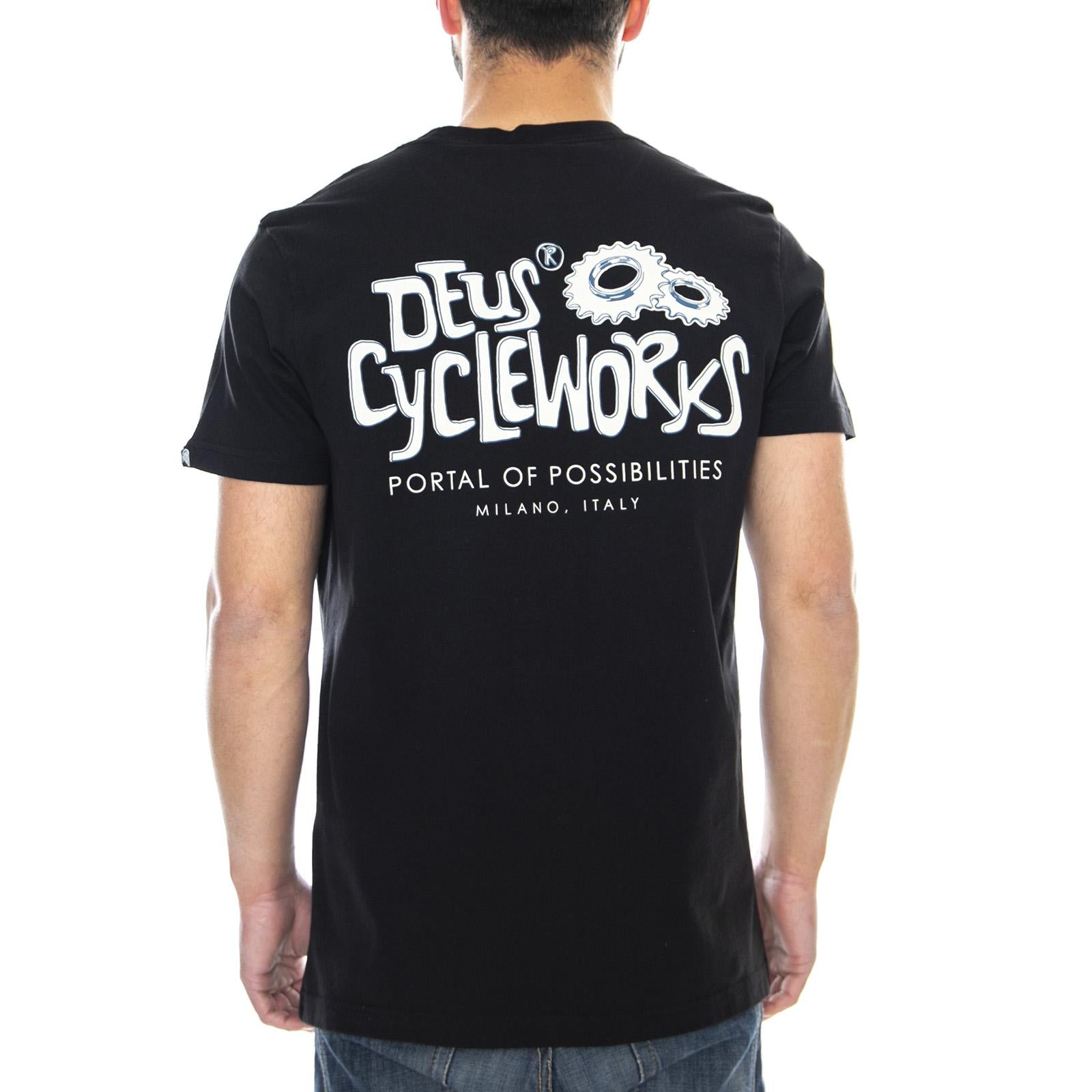 DETEE0357-100  DEUS EX MACHINA 