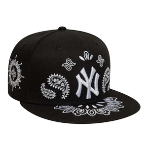 MLB Paisley 59FIifty Black New York Yankees - Cappellino con Visiera Nero / Bianco 60691178  NEW ERA 