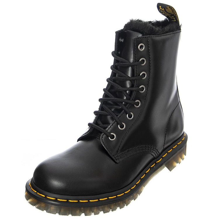  26238021  DR.MARTENS 