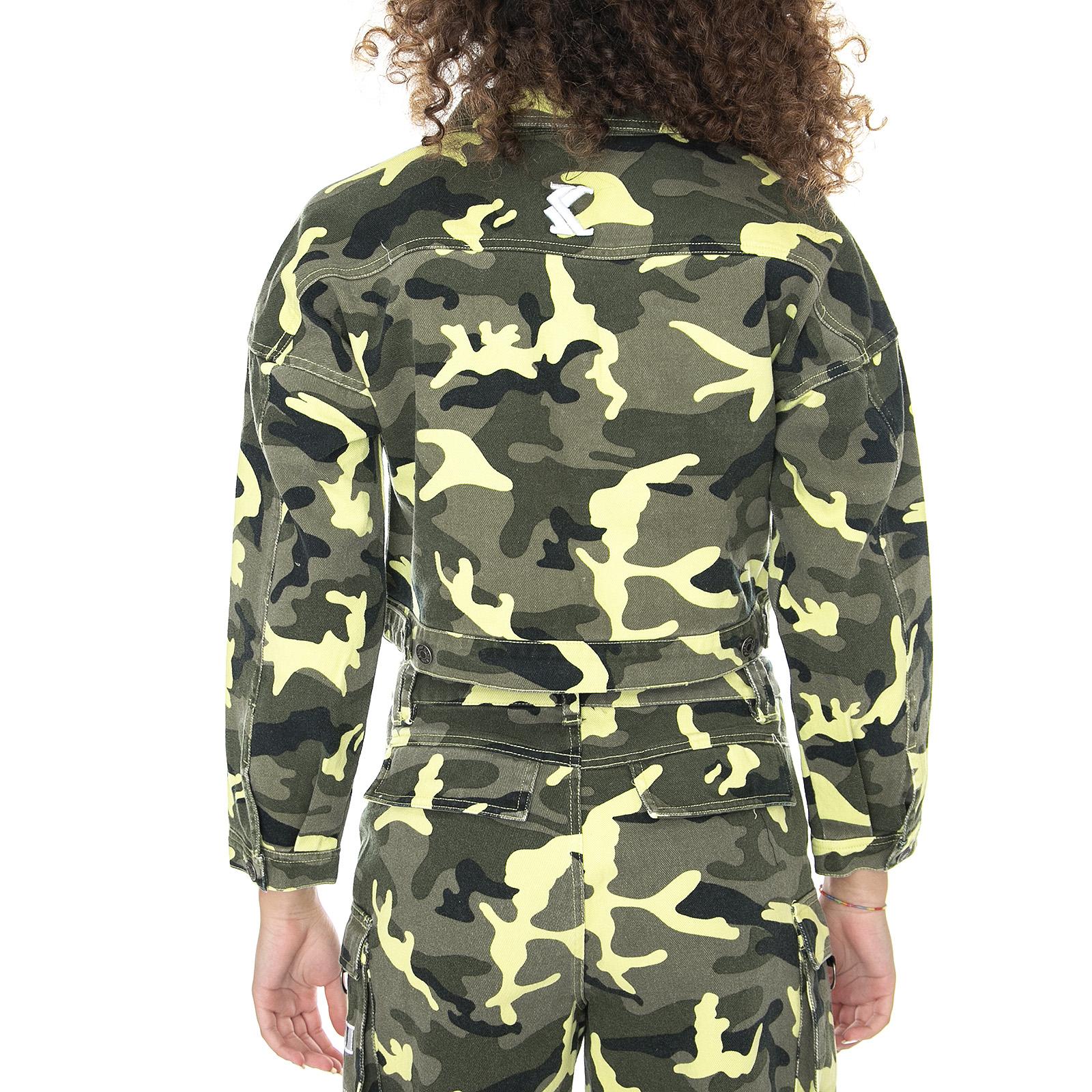  KRCKKWQ22022GRN  KARL KANI 