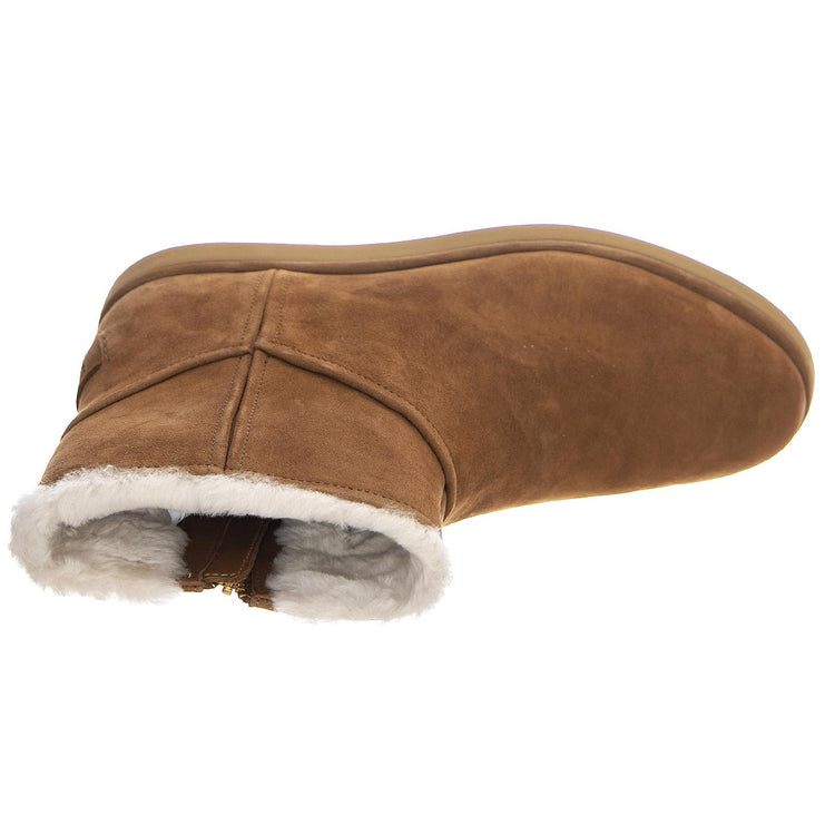  UGSCLMBLVBR1108143W  UGG 