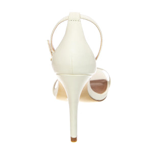 Womens Stecy White Sandals SM-STECY-WHT  STEVE MADDEN 