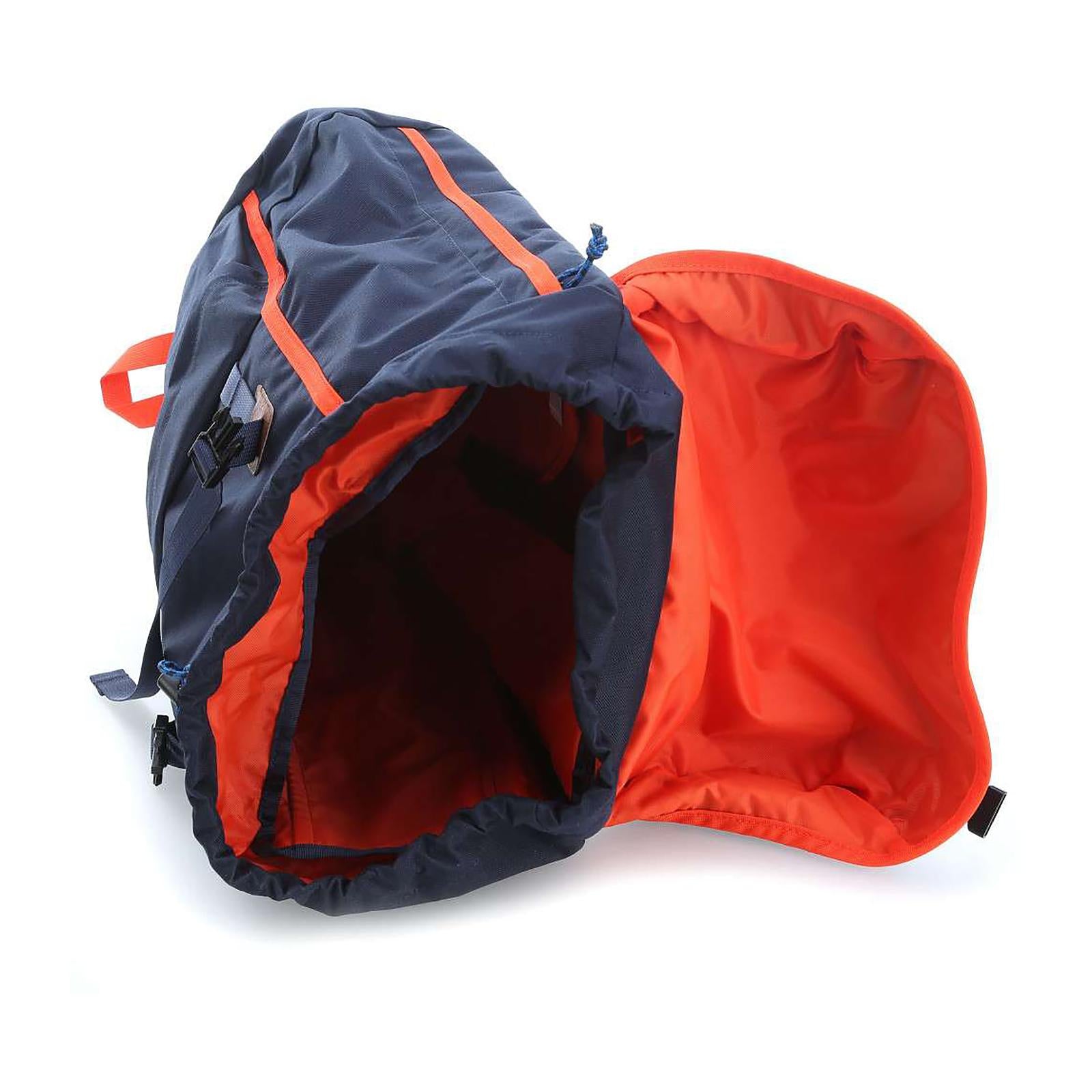 Arbor Grande Pack 32L Navy Blue w/Paintbrush Red 47970-NPTR  PATAGONIA 
