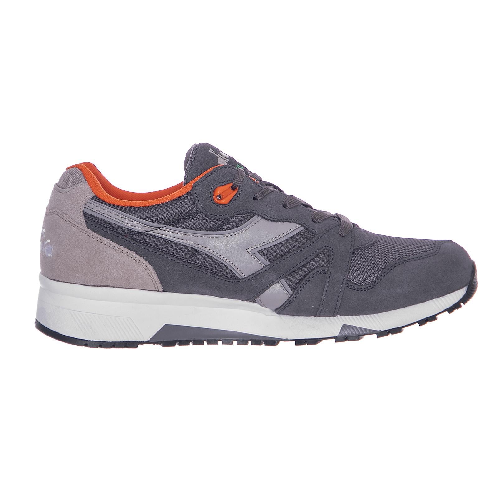  501.171853-C7738  DIADORA 