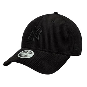 Cord 9FORTY Black New York Yankees - Cappellino in Velluto Nero con tono ricamato tono su tono 60691365 . NEW ERA 