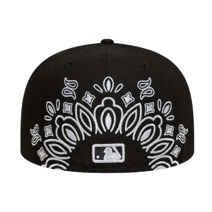 MLB Paisley 59FIifty Black New York Yankees - Cappellino con Visiera Nero / Bianco 60691178  NEW ERA 