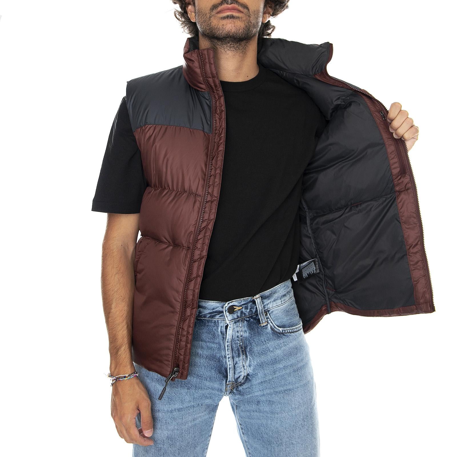 Men Nuptse III Vest Jacket -Sequoia Red - Giacca Smanicata Uomo Bordeaux T933J538X  THE NORTH FACE 