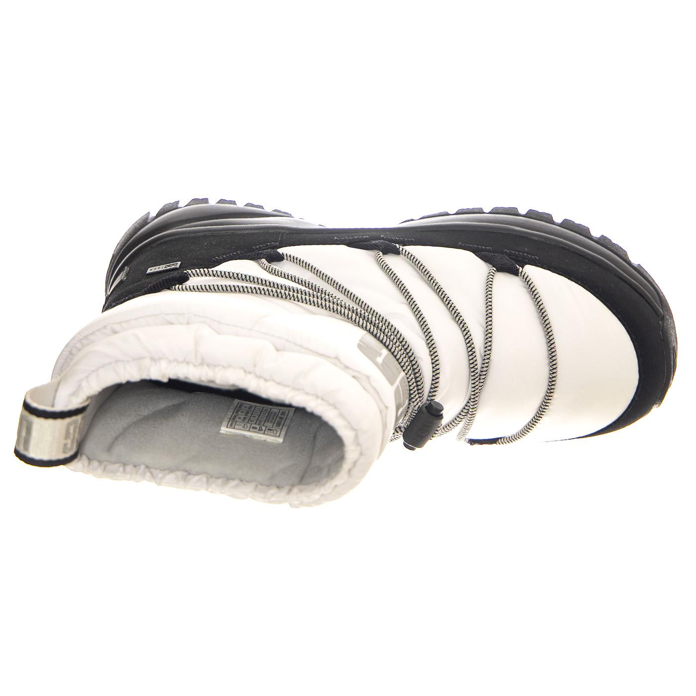 W Yose Puffer Mid White - Stivaletti Donna Bianchi W-1131978WHT  UGG 