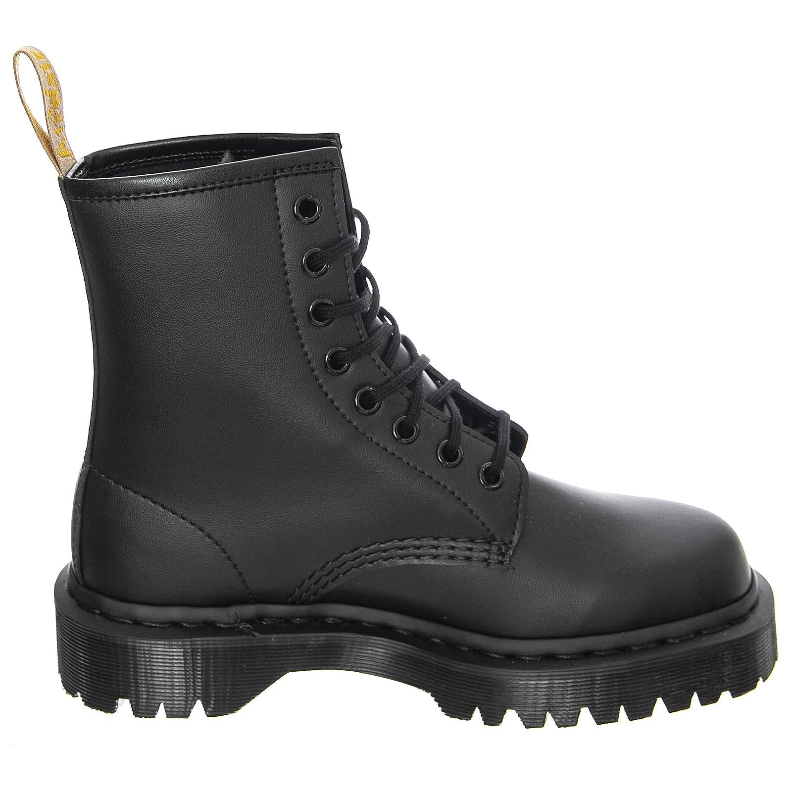  27032001  DR.MARTENS 
