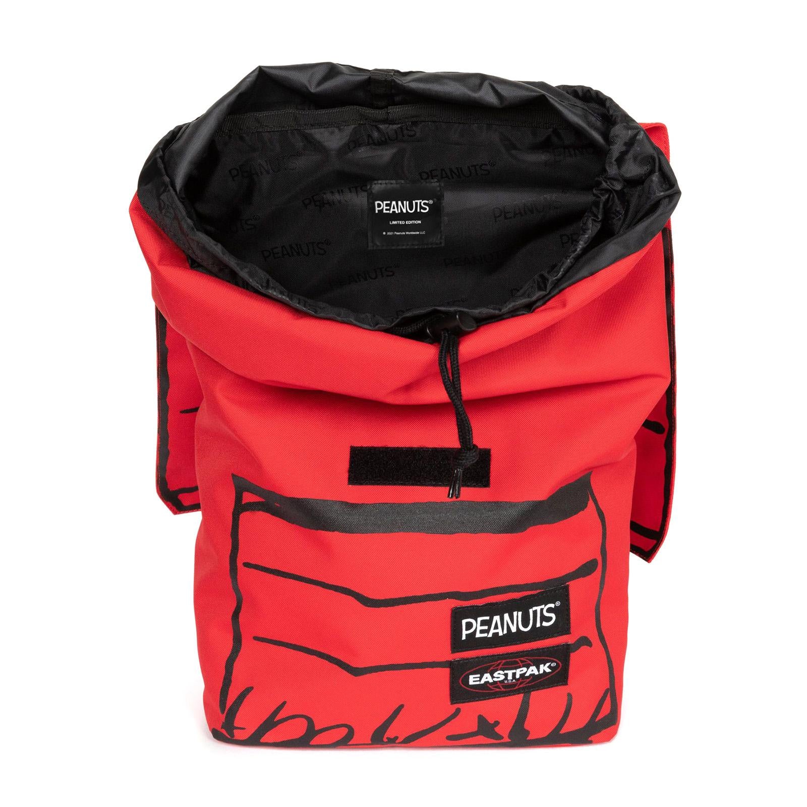  EK0A5B96K581  EASTPAK 