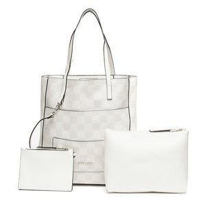  SMABKIMLOGO-WHT  STEVE MADDEN 