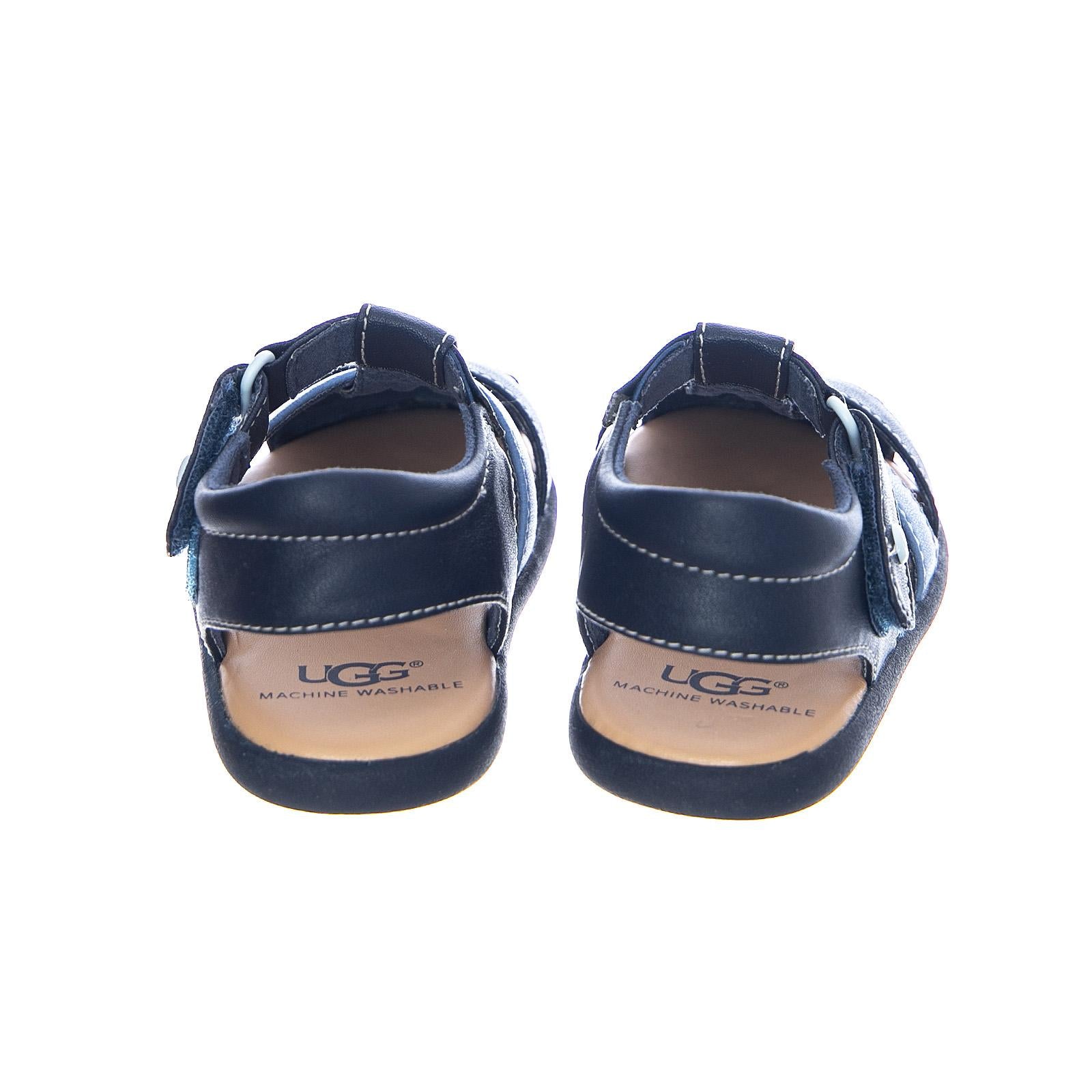  UGKKOLNAVY1090267I  UGG 