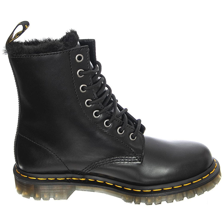  26238021  DR.MARTENS 