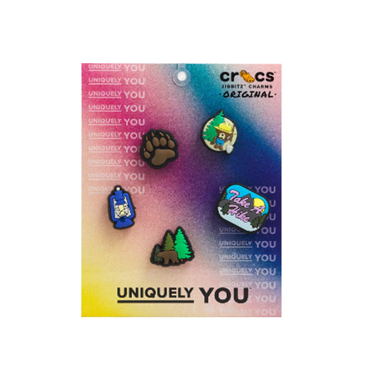 Take A Hike 5 Pack UCOL - Set da 5 Pezzi di Charm Multicolore CR.3253 JIB-UCOL  CROCS 