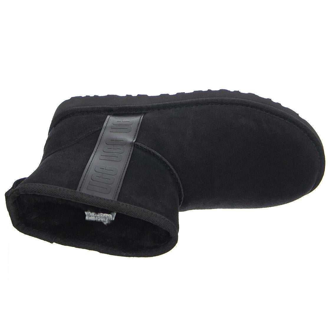  UGSCLMSLBLK1122558W  UGG 