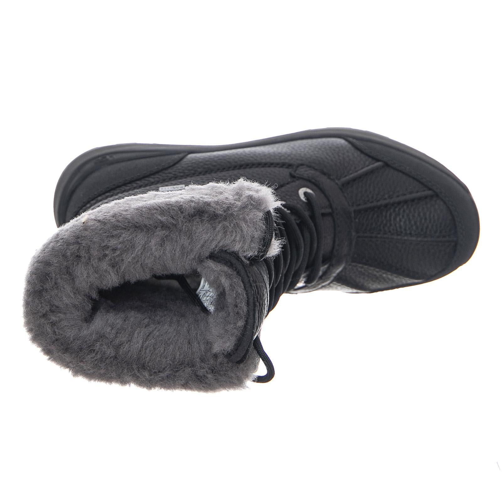  UGSADBBK1095141W  UGG 