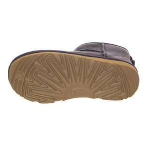  UGKCLMNHT1017715K  UGG 