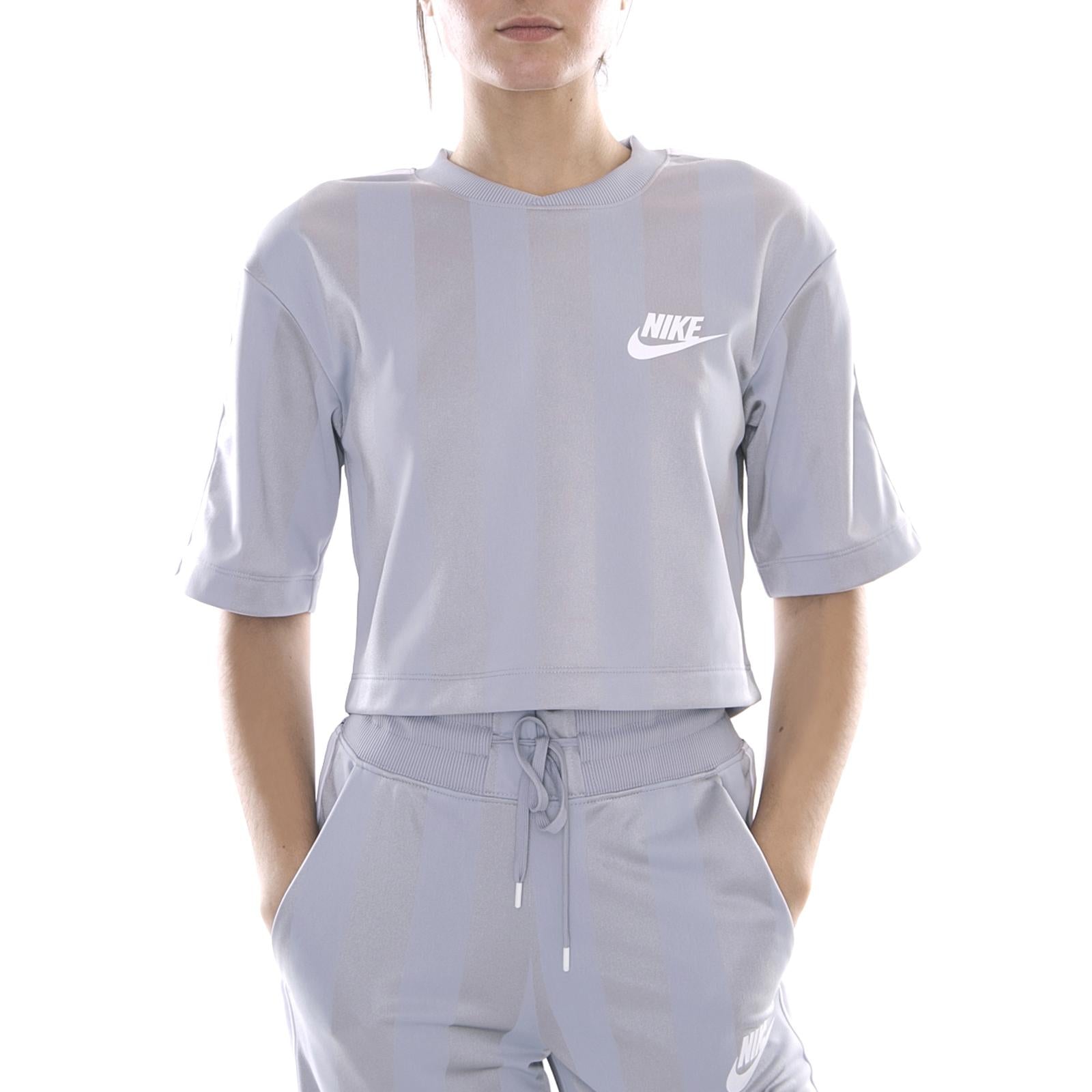  AR2311-012  NIKE 