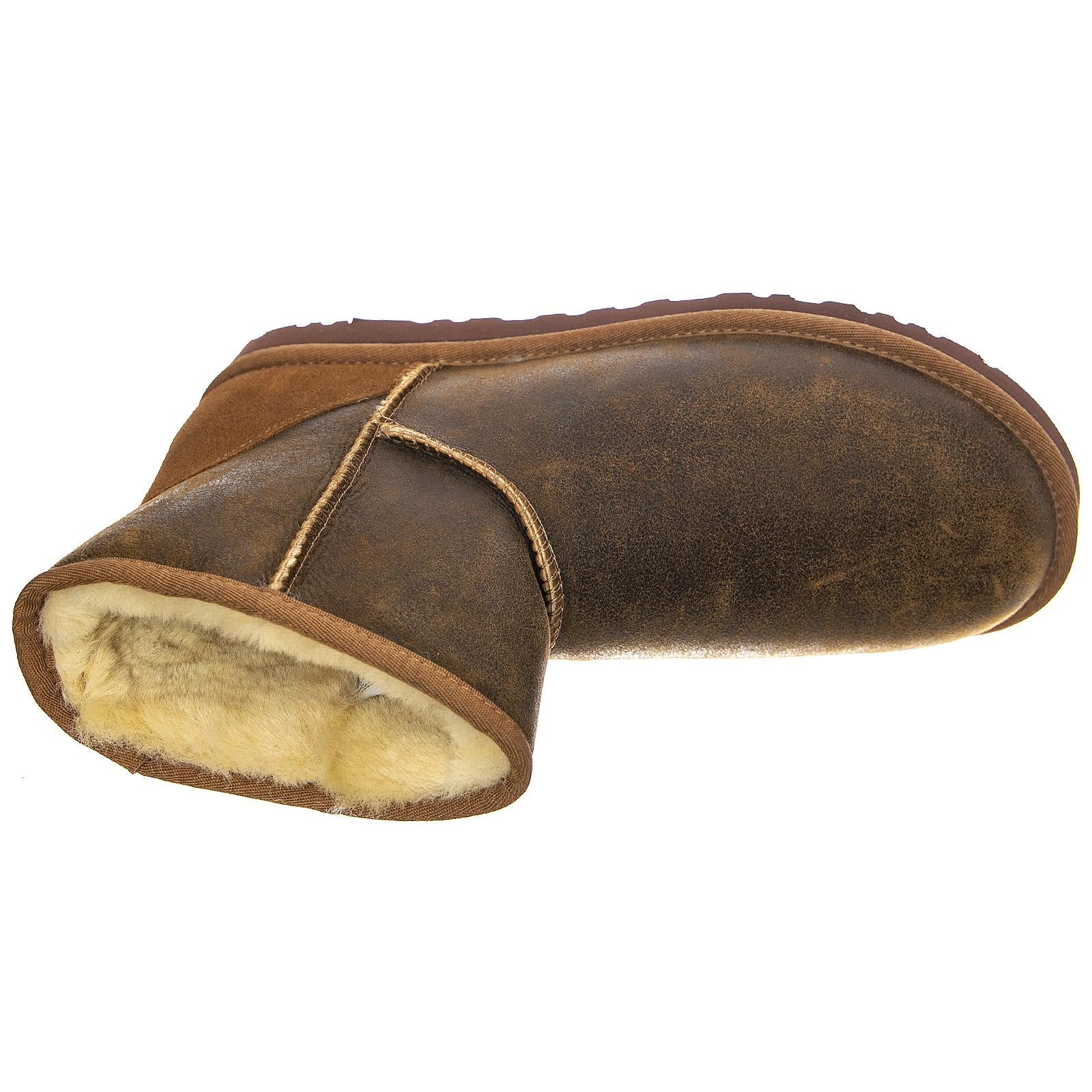  UGMCLMBJCN1007307M  UGG 