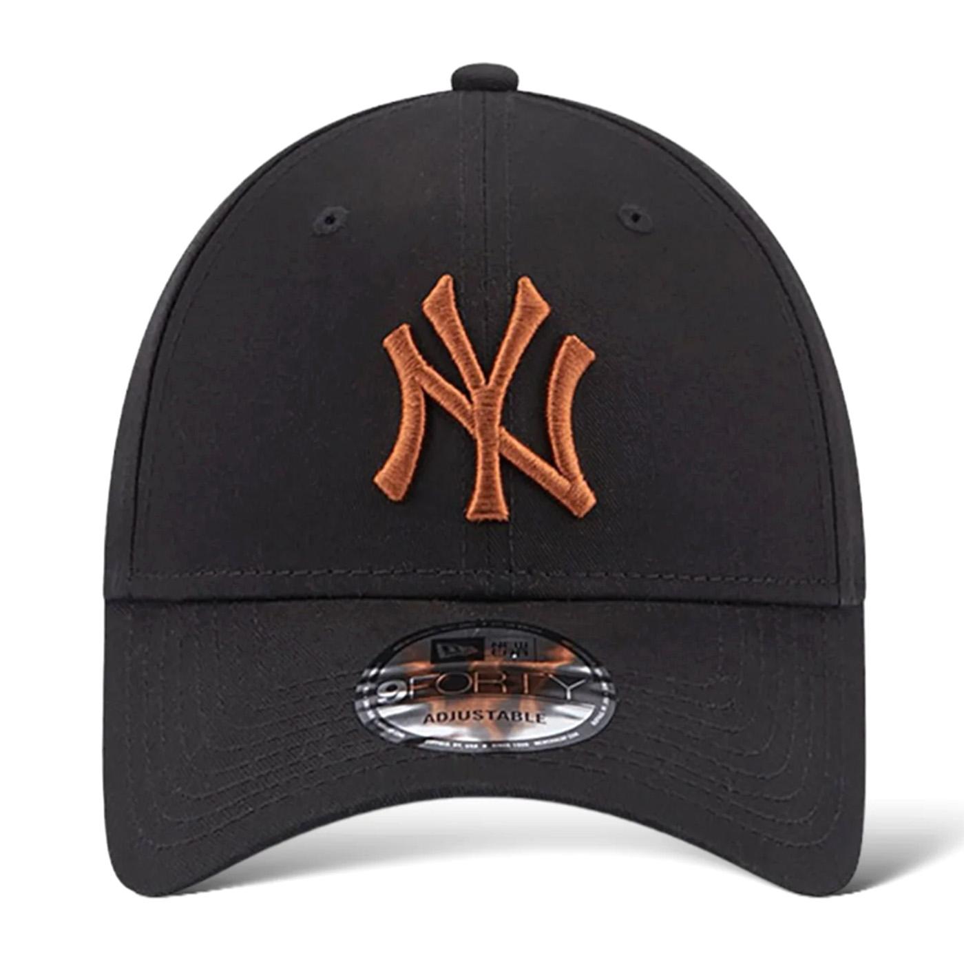 League Essential 9Forty New York Yankees Black Hat - Cappellino con Visiera Nero 60364447  NEW ERA 