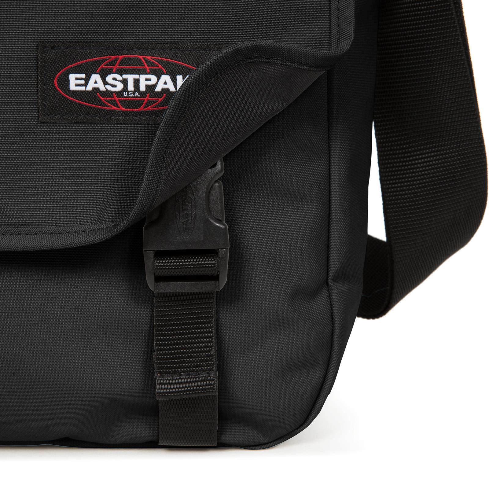  EK26E008  EASTPAK 