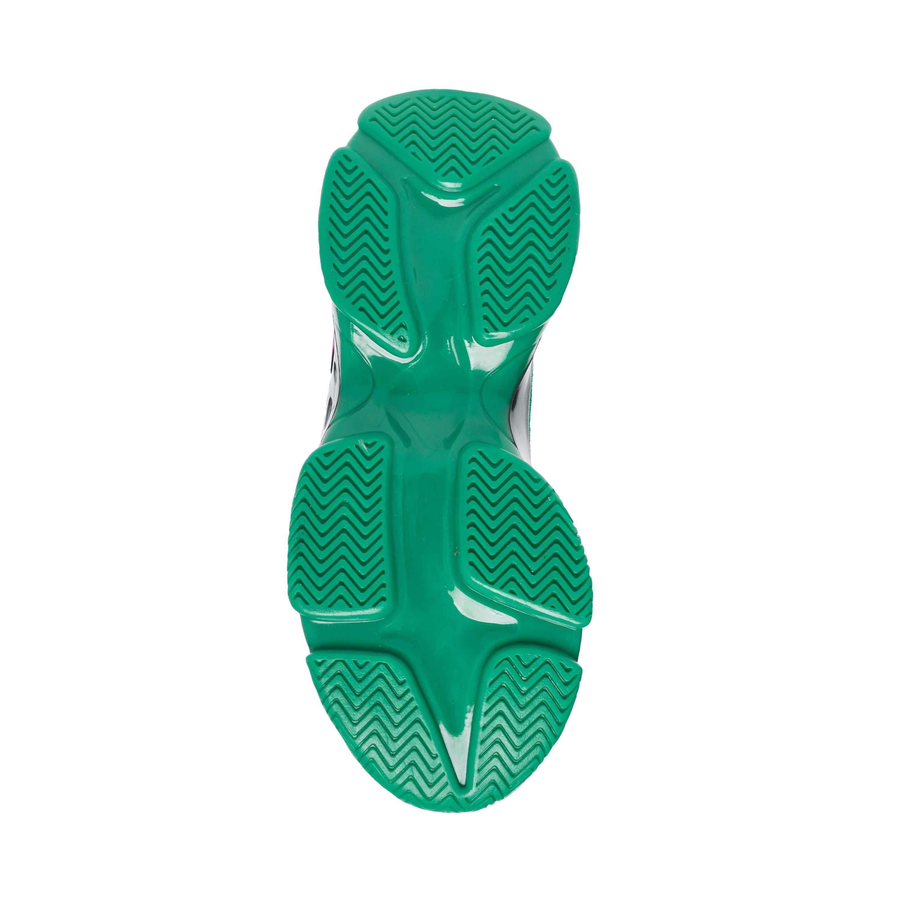  SMPMAX PRIDE-BLA  STEVE MADDEN 