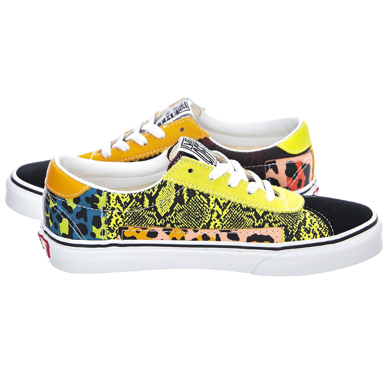  VN0A4BU601R1  VANS 
