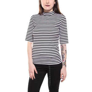 CHATRINE TEE BLACK 121380027-999  MINIMUM 