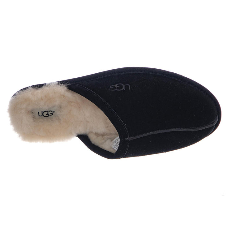  UGMSCFBK1101111M  UGG 