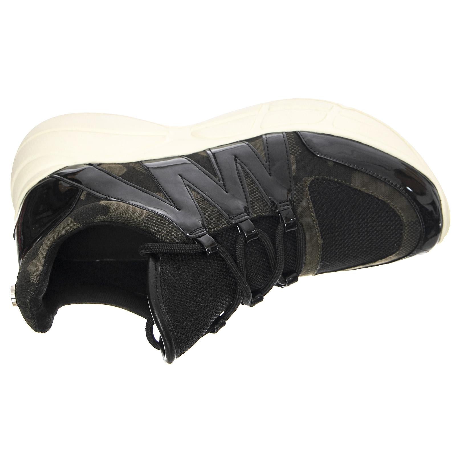  MAYD02S1  STEVE MADDEN 