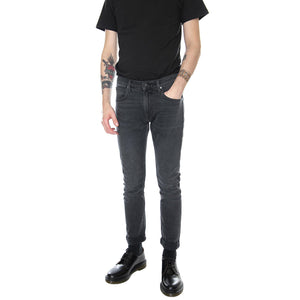  L719DQNB  LEE 