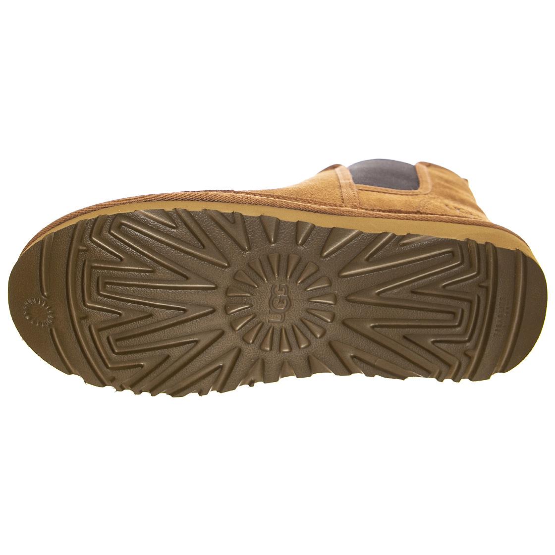  UGMNEUMCCHE1121644M  UGG 