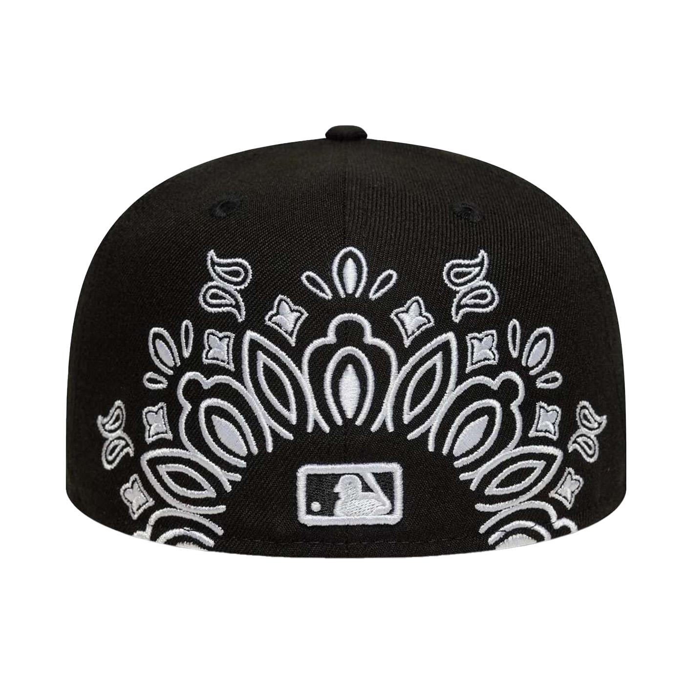 MLB Paisley 59FIifty Black New York Yankees - Cappellino con Visiera Nero / Bianco 60691178 . NEW ERA 