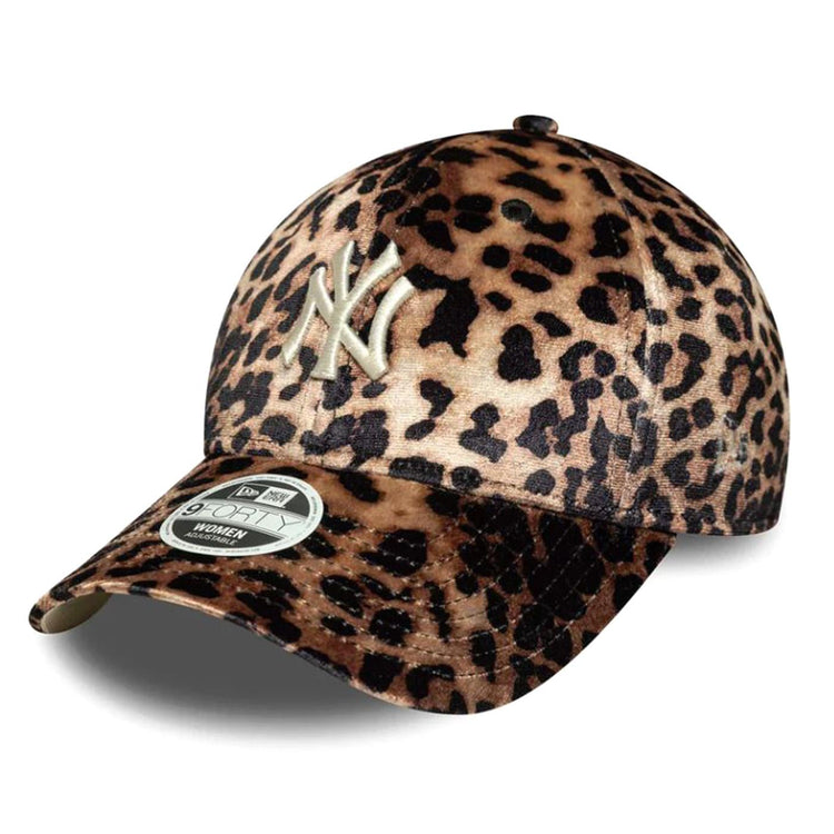 Female Leo Velour 9FORTY® New York Yankees Leopard - Cappellino con Visiera Leopard 60759057 BRSLTC NEW ERA 