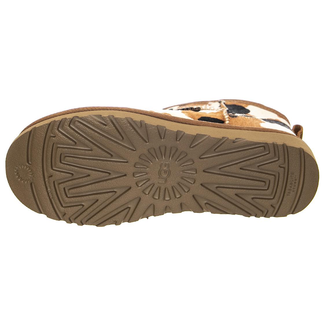  UGSCLUMCCHE1123630W  UGG 