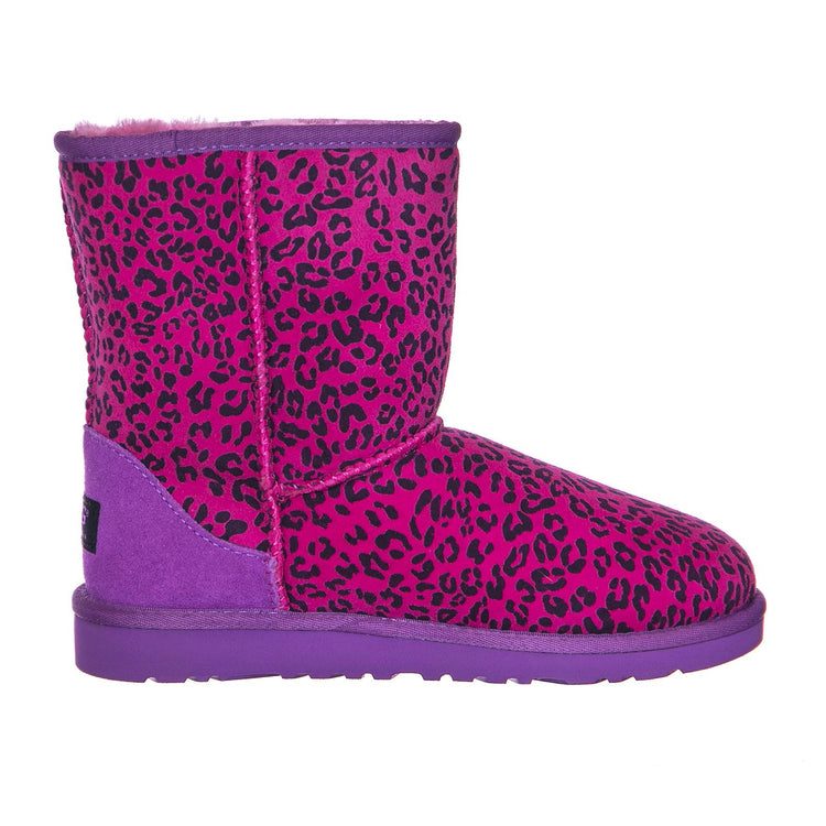 CLASSIC SHORT LEOPARD FUCHSIA UGKCLALEOFUS1004896K  UGG 