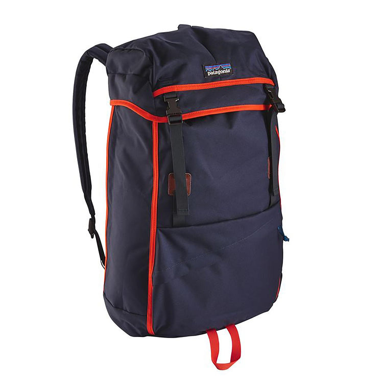 Arbor Grande Pack 32L Navy Blue w/Paintbrush Red 47970-NPTR  PATAGONIA 