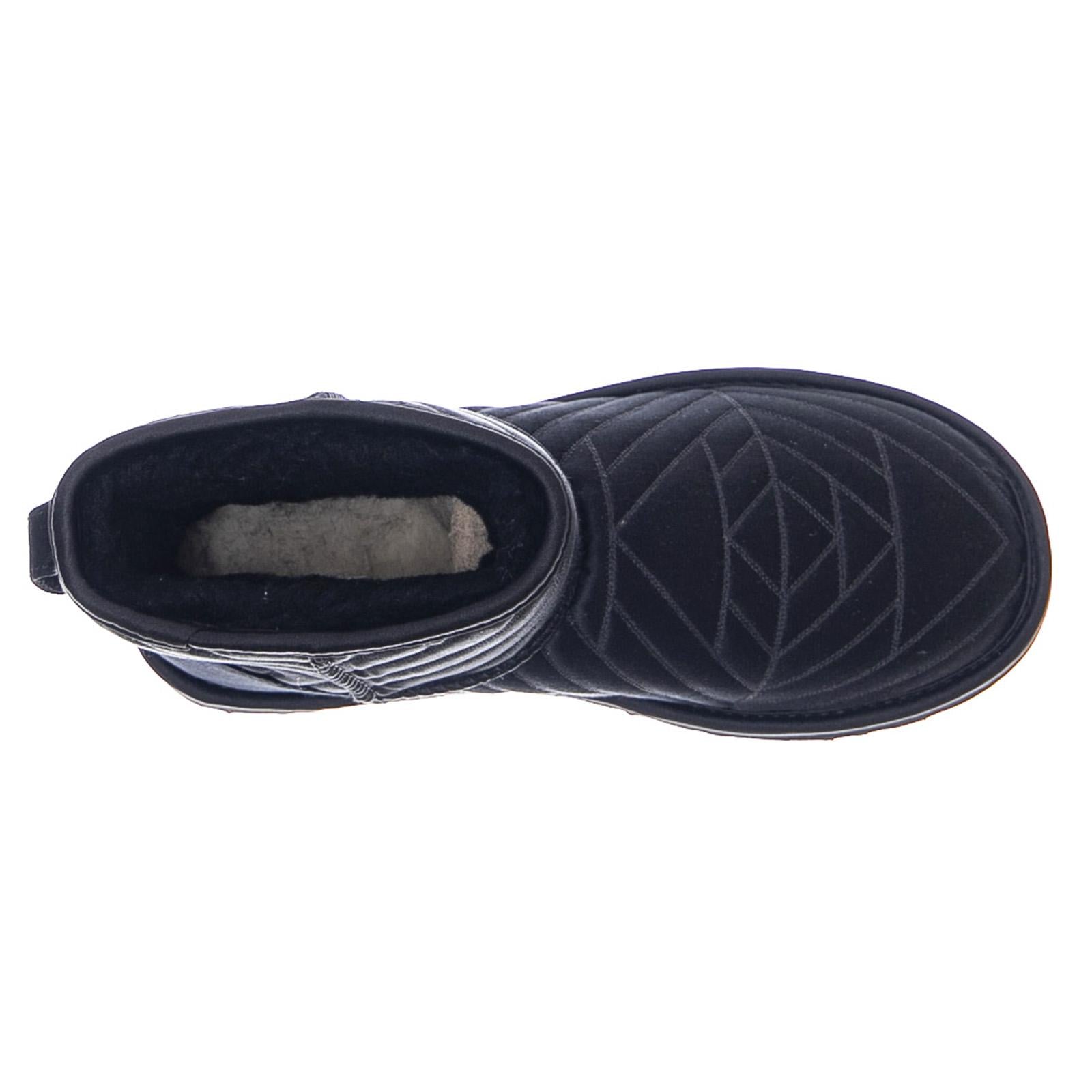  UGSCLMQSBK1098351W  UGG 
