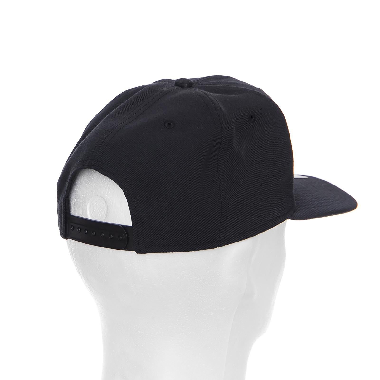 U NSW CAP PRO SWOOSH CLASSIC BLACK / PINE GREEN / WHITE 639534-011  NIKE 