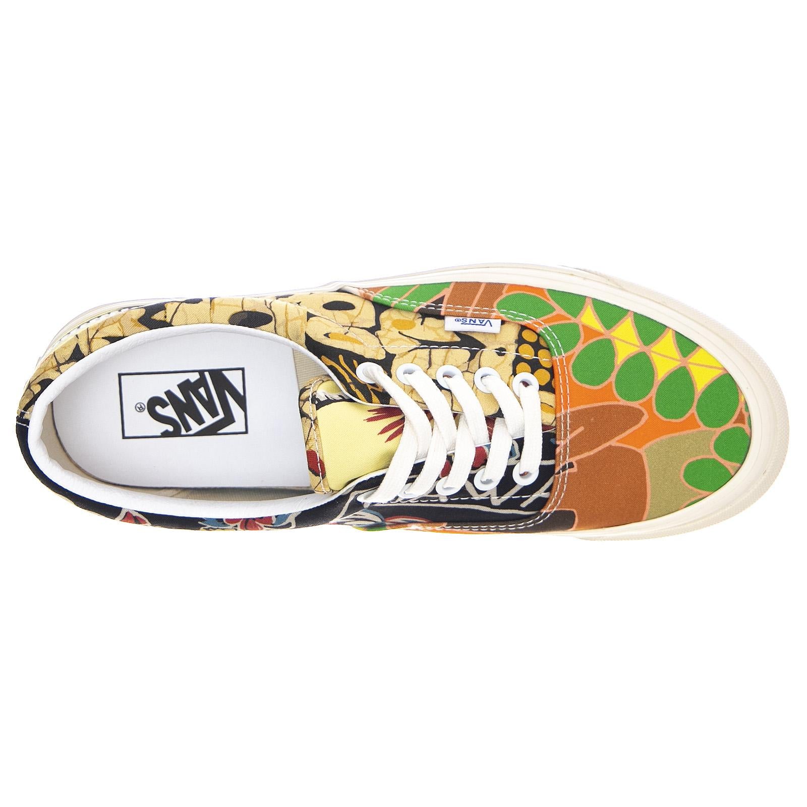  VN0A2RR11UT1  VANS 