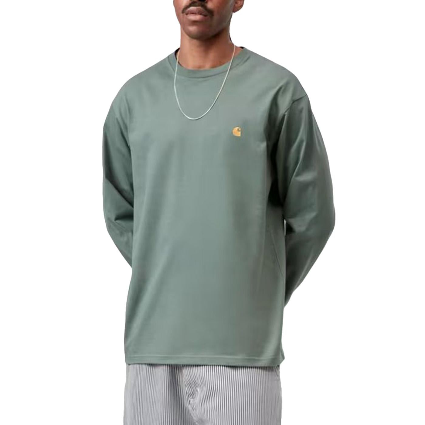 L/S CHASE T-SHIRT VELVET GREEN / GOLD - Maglietta Girocollo Maniche Lunghe Uomo Verde I026392 3H4XX CARHARTT WIP 